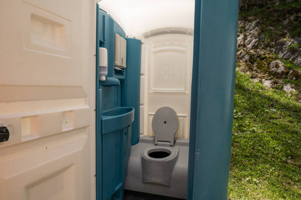 Best Sanitation services for porta potties  in Leland, NC
